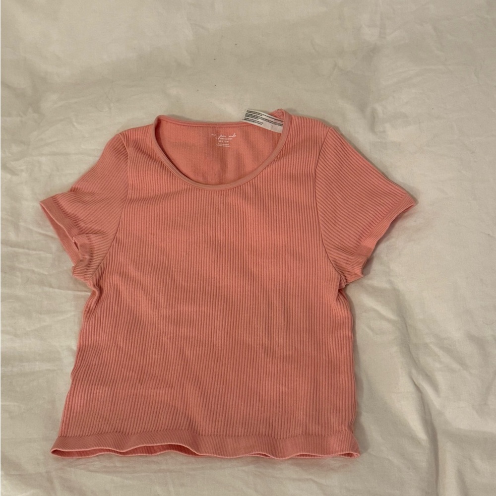 Uran outfitters out from under ribbed top